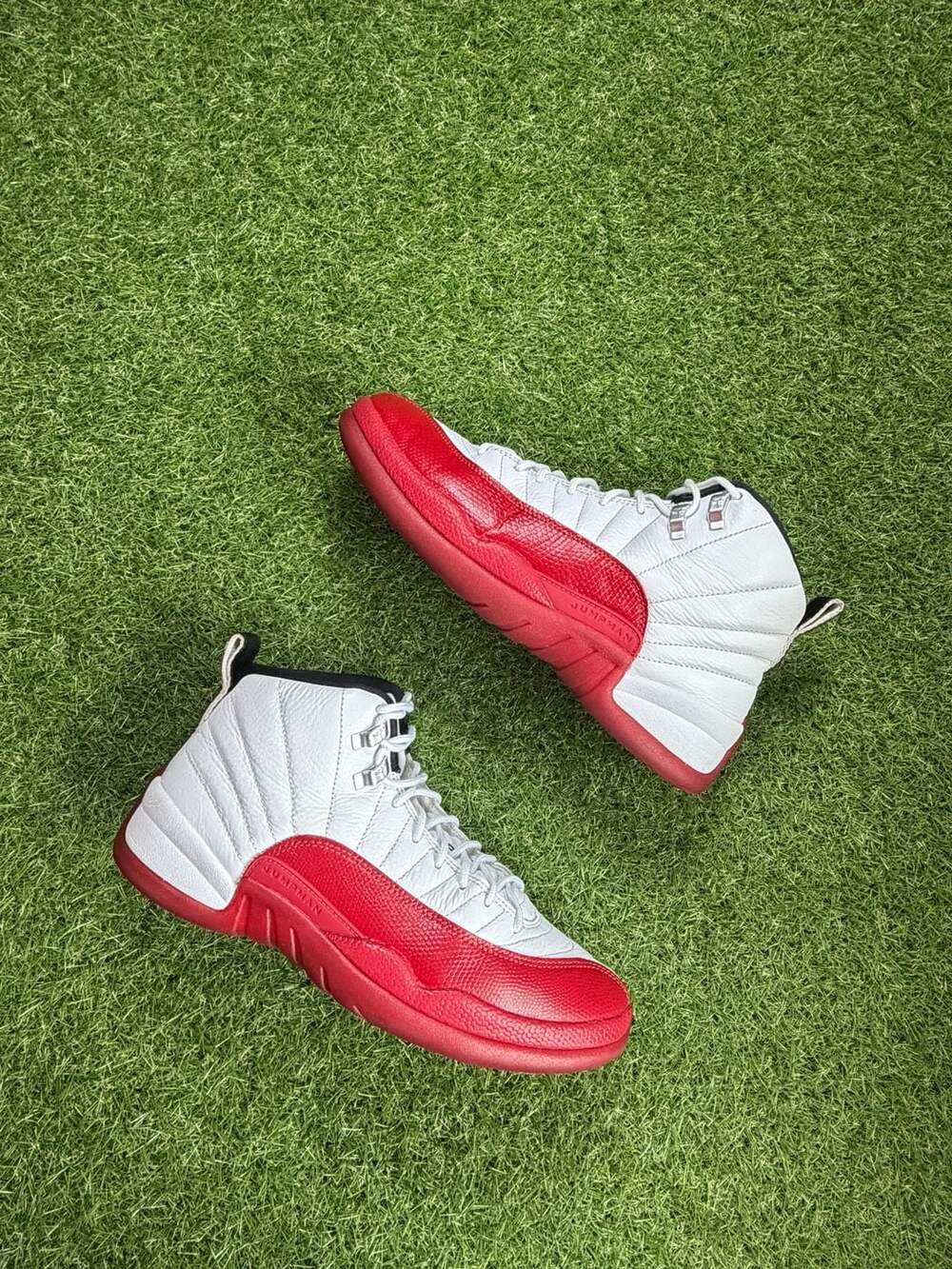 Air Jordan 12 Retro Cherry CT8013-116